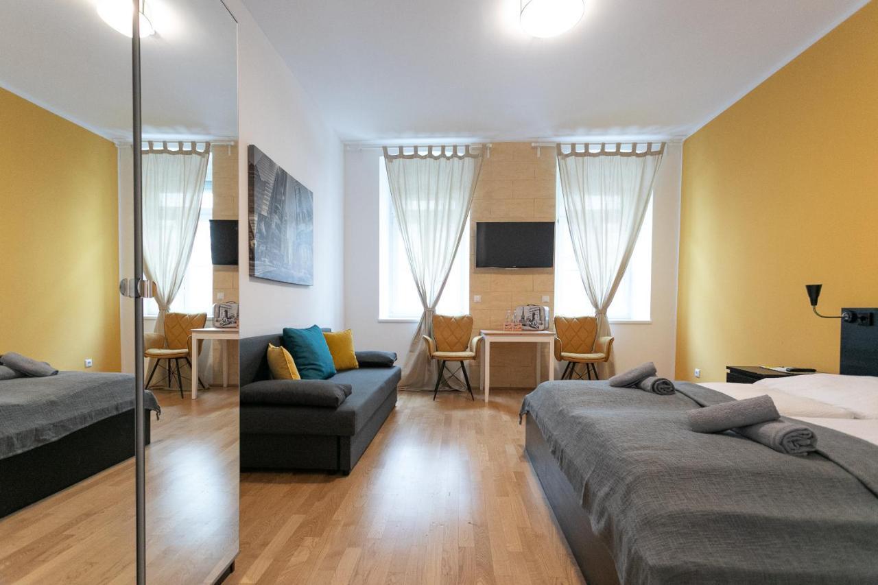 Apartment Apartment, Modern Und Neu Renoviert